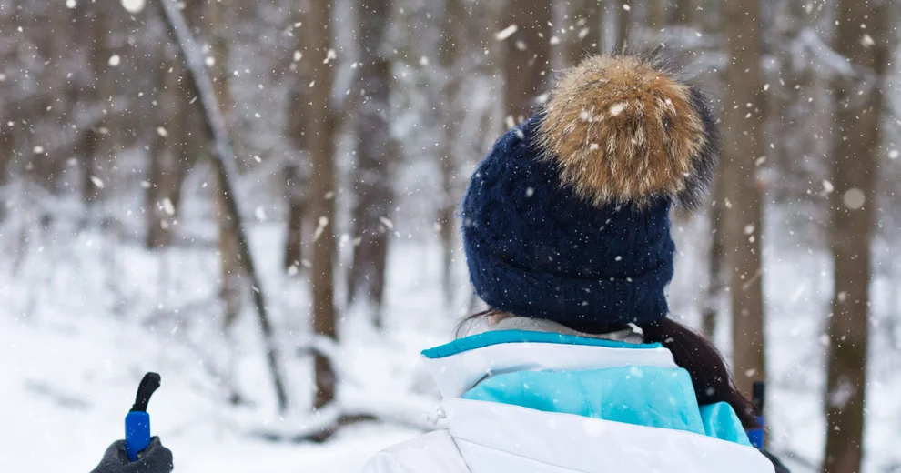 Pompon na Czapce Nie tylko dekoracja Odkryj jego ukrytą i zapomnianą