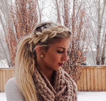 Piękna fryzura na zimę
