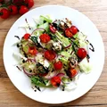 Sałatka z sosem balsamicznym (+ jak przygotować sos balsamiczny)