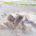 Jedni ją uwielbiają, inni na sam widok się krzywią! Kto z was jadł ZUPĘ ŚLEDZIOWĄ?