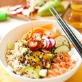 sushi bowl, czyli wiosenna micha z rybą i ryżem