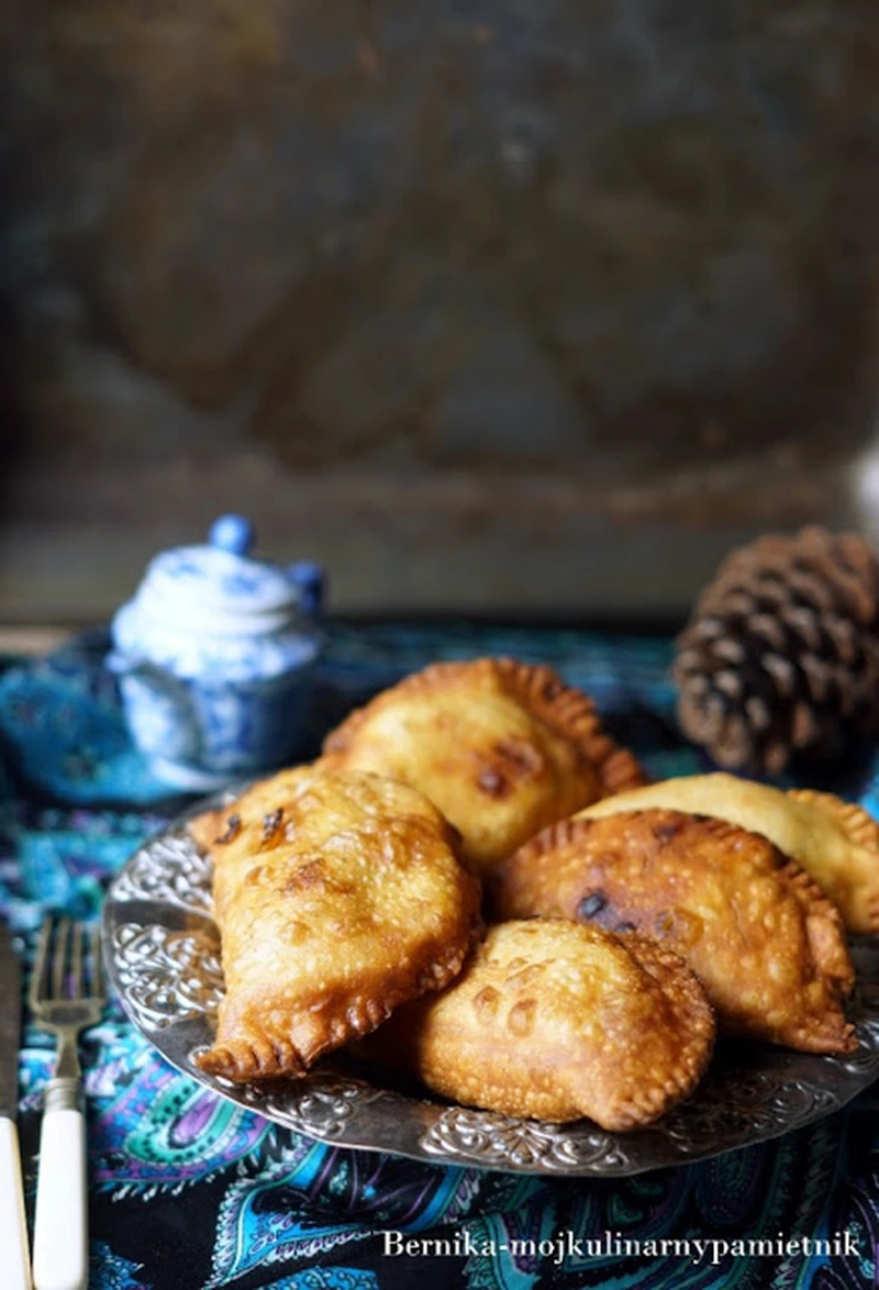 Czebureki tatarskie pierogi