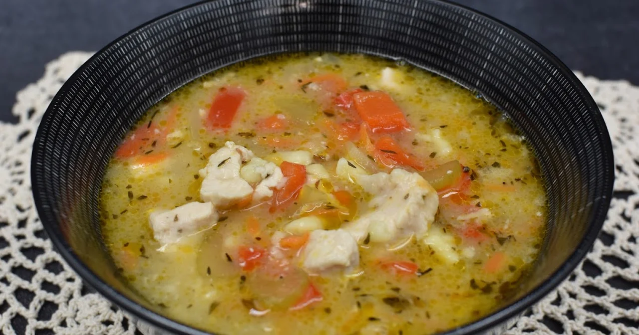 Rozgrzewająca zupa z kurczakiem
