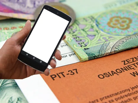 PILNE: Fałszywe SMS-y dotyczące nadpłaty lub niedopłaty PIT!