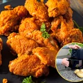 Skrzydełka z kurczaka z Airfryera jak z KFC? Ten trik z mąką ziemniaczaną to klucz