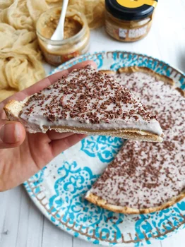 Tarta orzechowo-bananowa