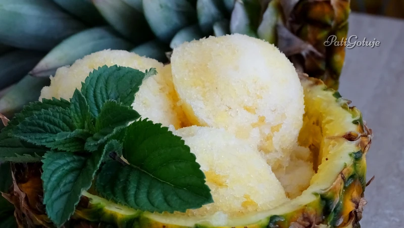 Sorbet ananasowy
