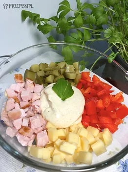 Sałatka z 4 Składników