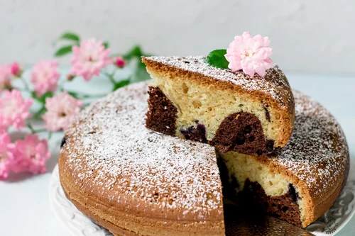 Gotowanie...to proste!: Smażona, Dwukolorowa Babka Z Jagodami