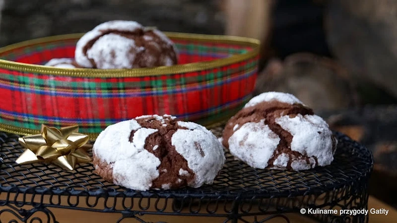 Popękane czekoladowe ciasteczka (chocolate crinkles)