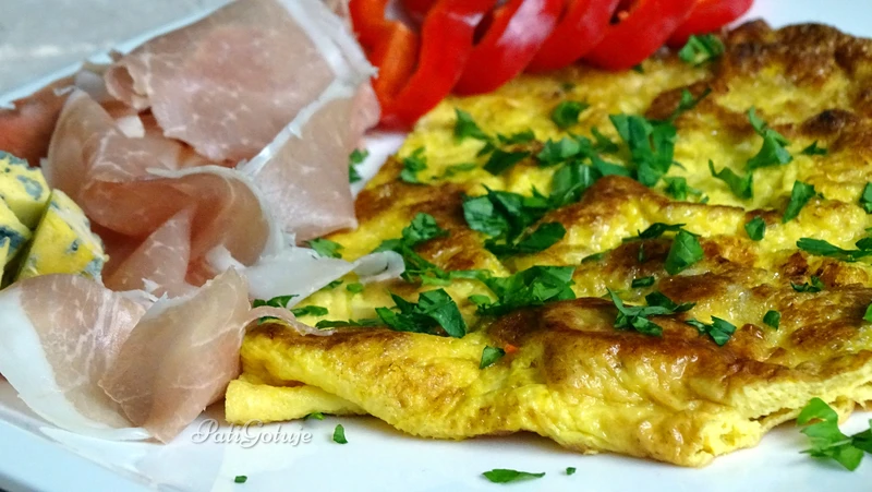 Klasyczny omlet francuski