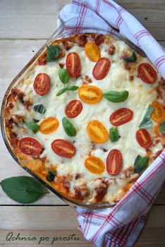 Lasagne z mięsem i cukinią