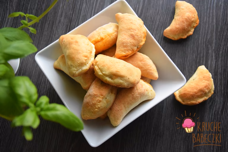 Pieczone pierożki kebabowe z indykiem