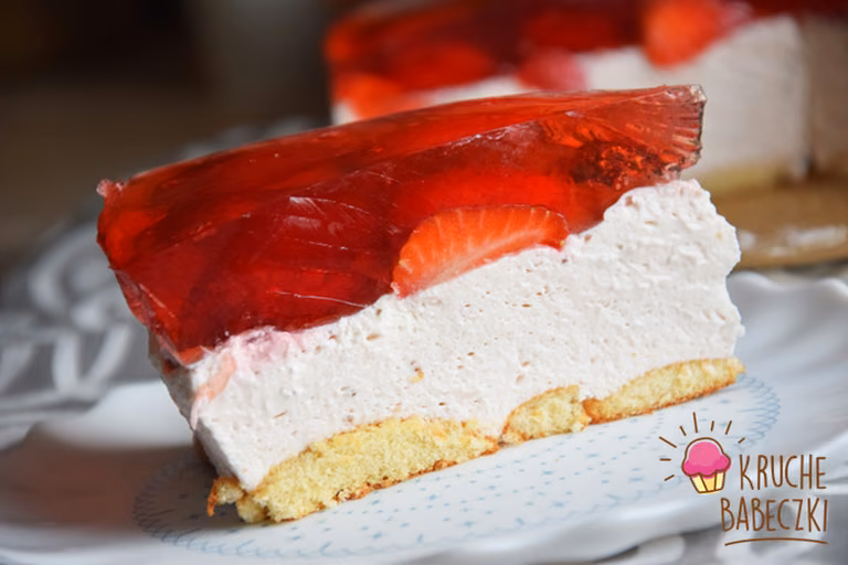 Torcik na zimo z truskawkami i mascarpone