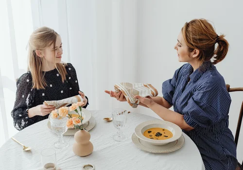 Dzień Savoir-Vivre: Dlaczego Dobre Maniery Są Ważne?