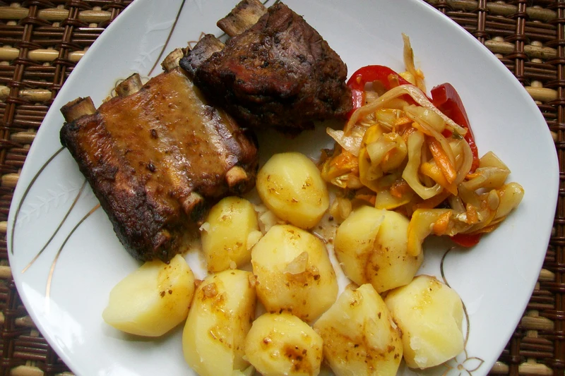 Soczyste żeberka w keczupie