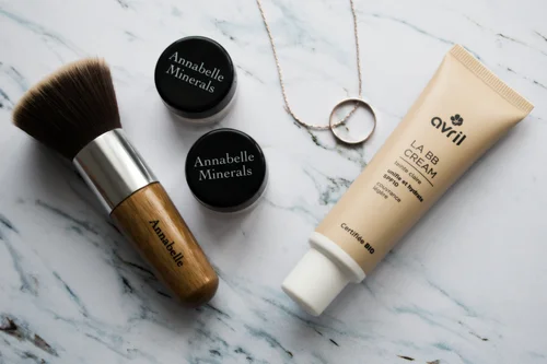 Naturalny krem BB i podkład mineralny