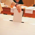 Wybory 2023: Planujesz głosować poza miejscem zamieszkania? Sprawdź, jak to zrobić!