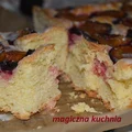Drożdżowe ze śliwkami