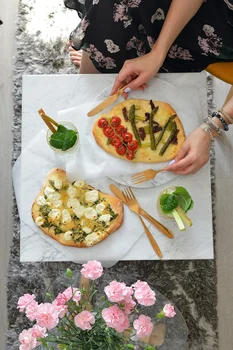 PIZZA - JAK ZROBIĆ W DOMU? 4 PRZEPISY NA WIOSENNĄ PIZZĘ!