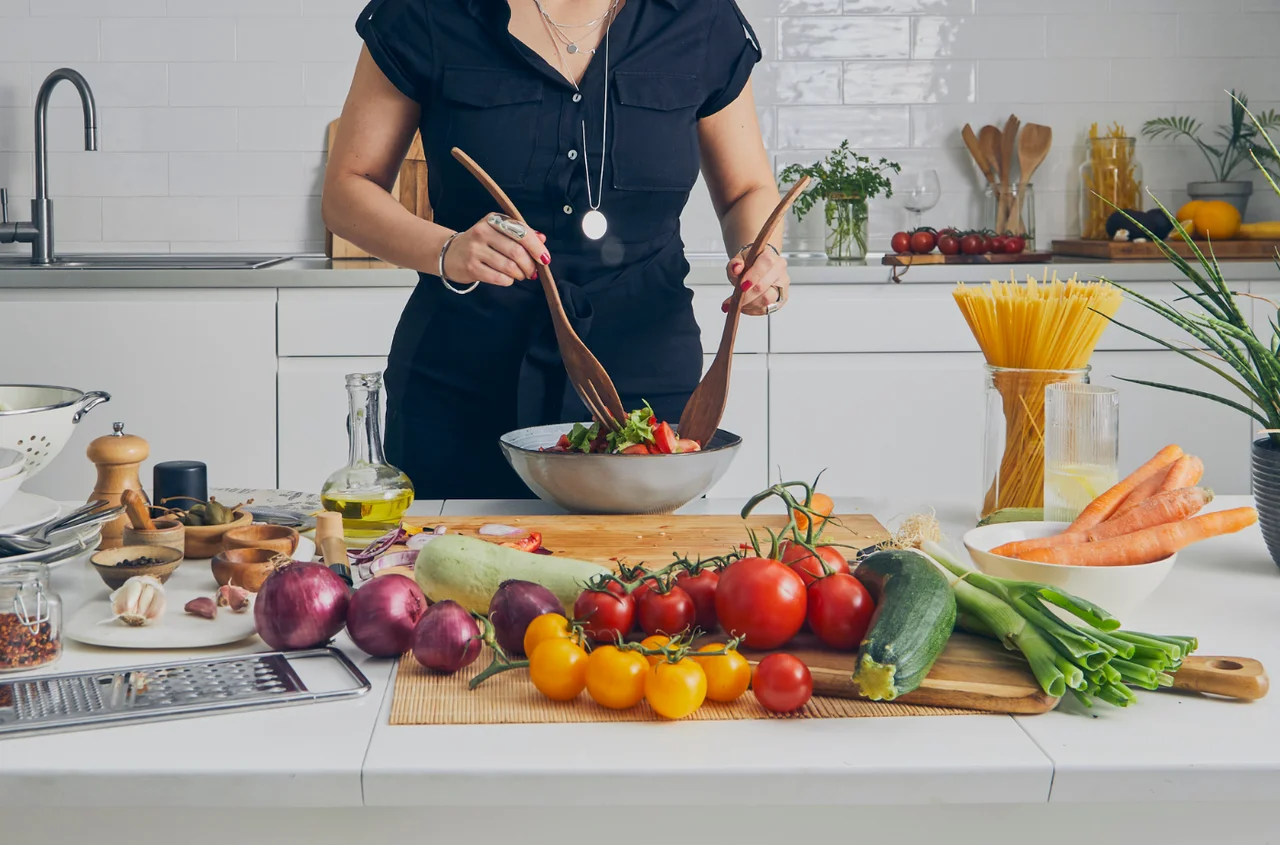 Międzynarodowy Dzień Wegetarianizmu: Dlaczego warto przejść na dietę roślinną?