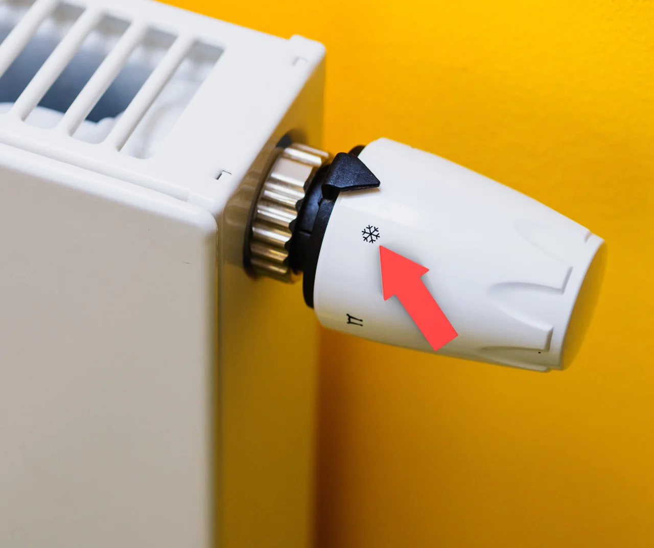 Co oznaczają symbole termostatu na grzejniku?