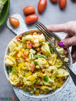 Sałatka z tortellini