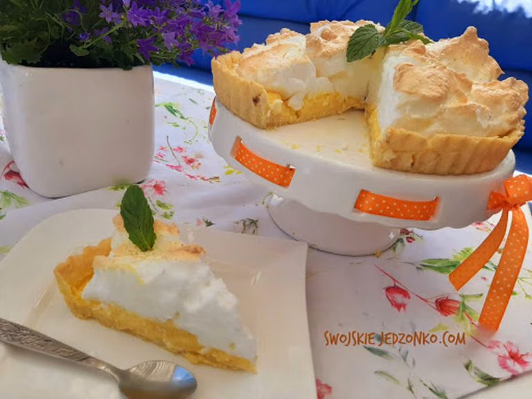Tarta cytrynowa z pianką bezową