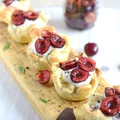 Koszyczki z nadzieniem serowo-czekoladowym i czereśniami