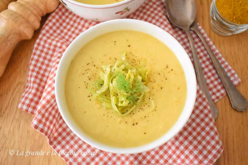 Zupa krem z koprem włoskim, porami i curry