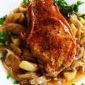 Jabłkowo -musztardowy chutney w towarzystwie pork chops