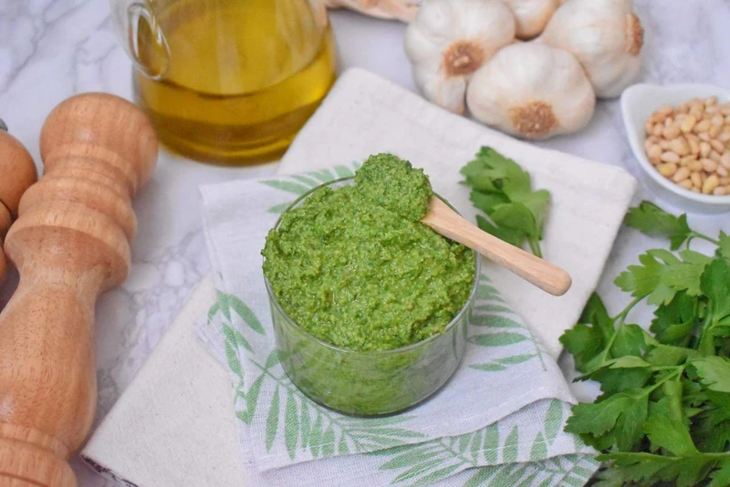 Pesto pietruszkowe