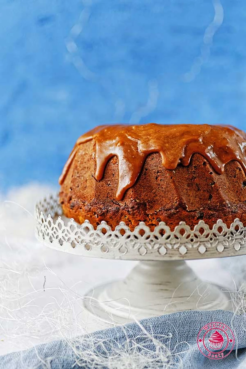 Rumowa babka z rodzynkami