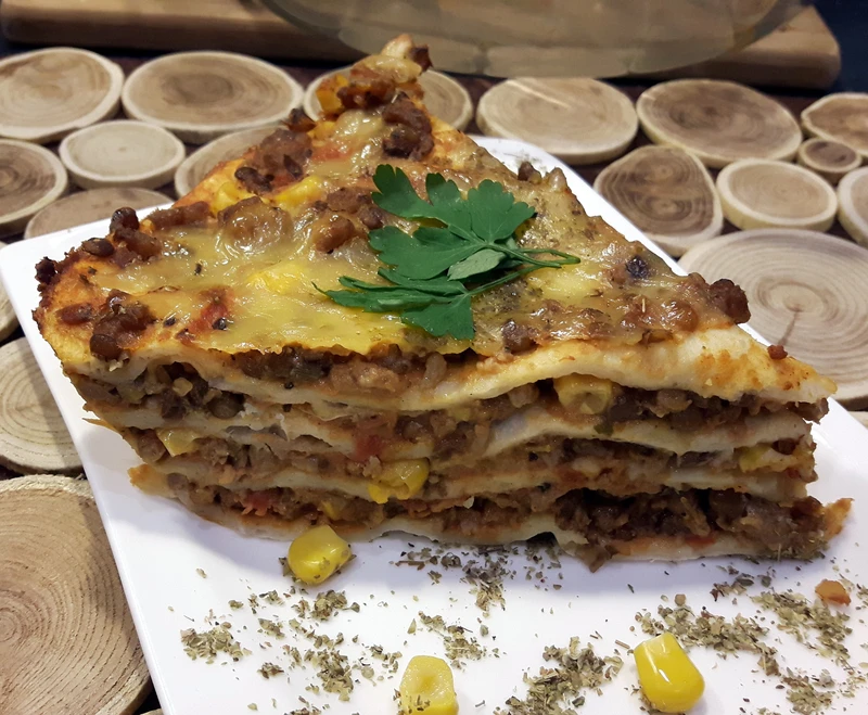 ZAPIEKANY TORT TORTILLOWY