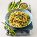 SPAGHETTI Z SOSEM Z BOBU I CHILLI