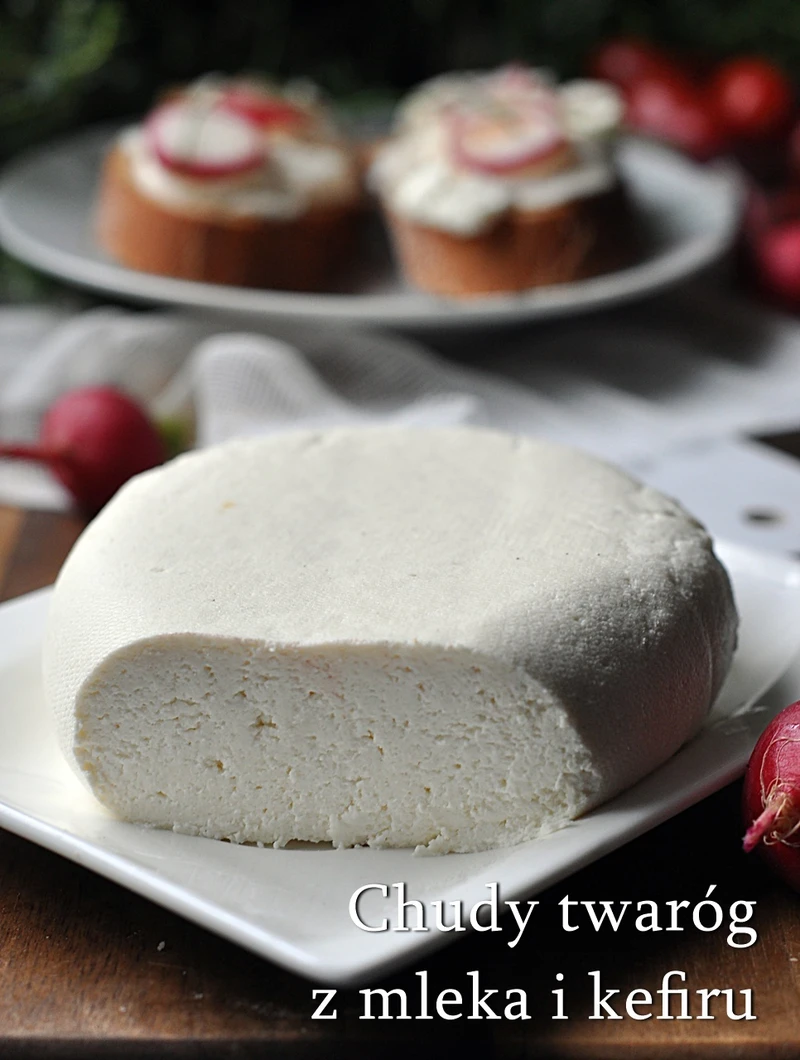 Chudy twaróg z mleka homogenizowanego i kefiru