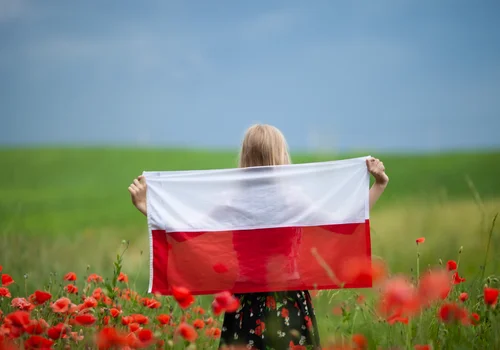 Czy za 3 maja 2025 przysługuje dzień wolny? Nie musisz, ale warto zadbać o formalności