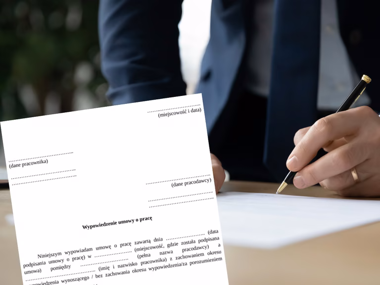 Wypowiedzenie umowy o pracę: Czy pracownik musi je podpisać?