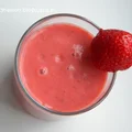 Koktajl bardzo truskawkowy