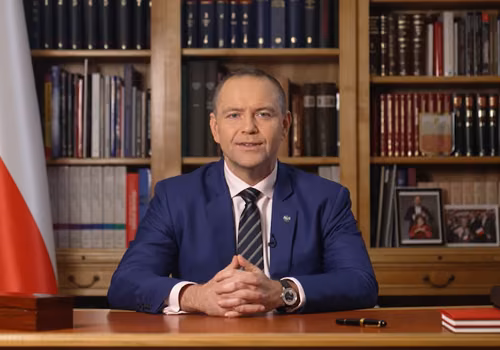 Prezydent zawetował dwie ustawy. Jest też zapowiedź referendum!