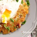 Placki ziemniaczane z jakiem i kiełbasą
