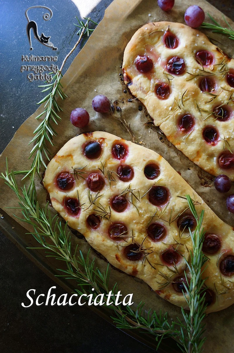Schacciatta, czyli focaccia z winogronami