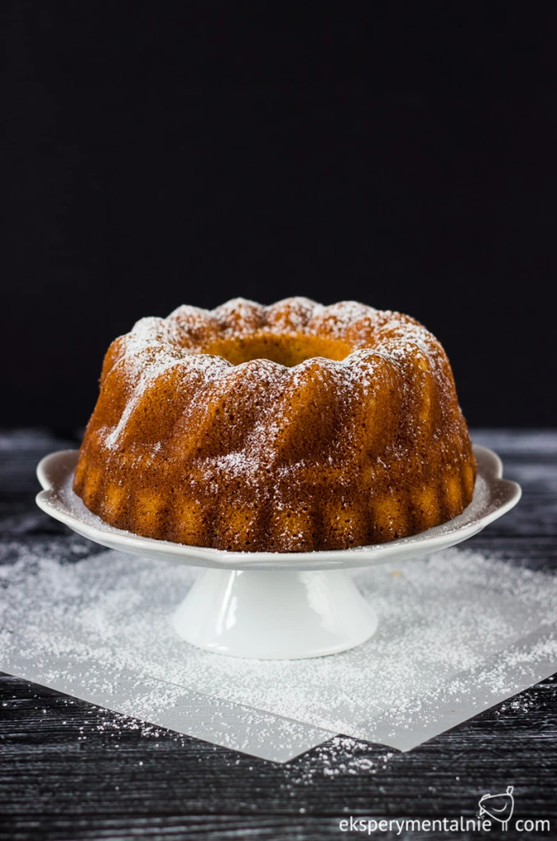 Bezglutenowa babka jaglana na Wielkanoc