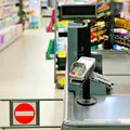 Strajk w sklepach już w niedzielę. Pracownicy domagają się wyższych pensji!