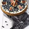 PEŁNOZIARNISTA TARTA Z FIGAMI I BORÓWKAMI