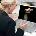 Dzień Przeciwko Cenzurze Internetu: Dlaczego Wolność Słowa w Sieci jest Kluczowa?