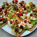 mini kanapeczki na krakersach