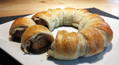 Banan z kremem czekoladowym w cieście francuskim