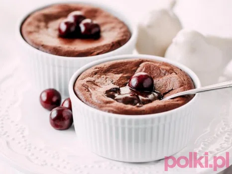 Deser z płynną czekoladą