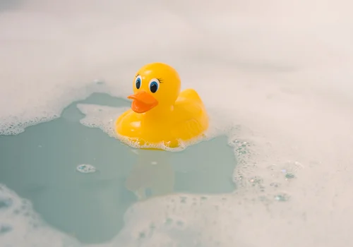 Dzień Gumowej Kaczuszki: Historia i Znaczenie Nietypowego Święta